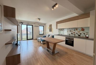 Apartament cu 2 camere semidecomandat în Mărăști