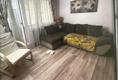 Apartament cu 2 camere decomandat, mobilat în Ozana