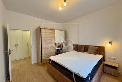 Apartament cu 2 camere decomandat în Exterior Vest