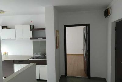 Apartament cu 2 camere decomandat, mobilat în Unirii