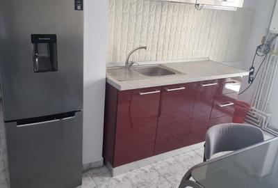 De inchiriat apartament cu 3 camere, zona Garii, etaj 3, 490 euro negociabi - 10