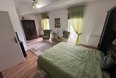Casă / Vilă cu 5 camere zona Lunei - 26