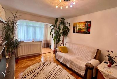 Apartament 4 camere decomandat | Str. Banat | Etaj 3/4 | - 2