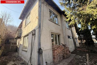 Casă individuală cu 5 camere în Gruia