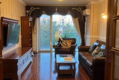 Apartament cu 3 camere decomandat, mobilat în Doamna Ghica