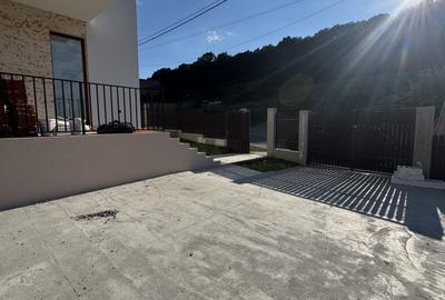Duplex cu 4 camere în Chinteni