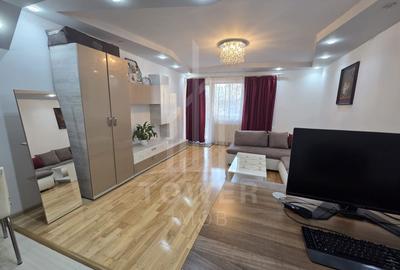 Apartament la casă de închiriat  parter, 70 mp utili Șelimbăr, zona Pictor Brana - 1