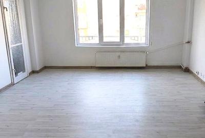 Apartament 3 camere | Decomandat| 3 minute Metrou Muncii | Calea Călărașilor - 1