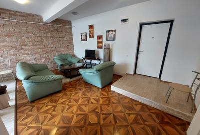 Inchiriez apartament 3 camere finisat si mobilat uștracentral - 1