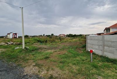 Teren Construcții intravilan de 2046 mp, în Ghiroda