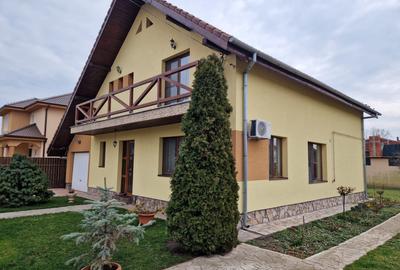 Casă individuală cu 4 camere în Moșnița Veche
