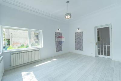 Apartament de vanzare 137 mp, zona centrala, curte proprie - 5