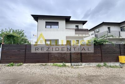 Casă individuală cu 4 camere decomandat în Berceni