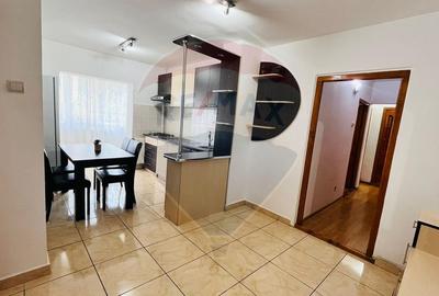 Apartament cu 3 camere de închiriat în zona Decebal - 1