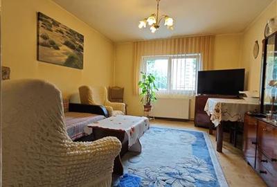 Vanzare apartament 4 camere, decomandat, zona Faget - 1