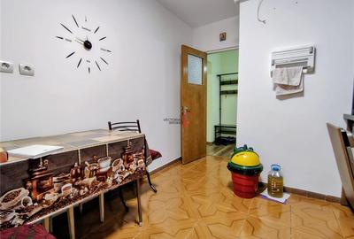 APARTAMENT 3 CAMERE - 2 BAI CU GEAM - 1980 - CENTRALA - 4
