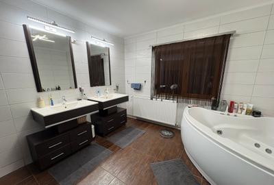 DUPLEX, proprietate exclusivista moderna functionala si cu stil, zona centrala - 4