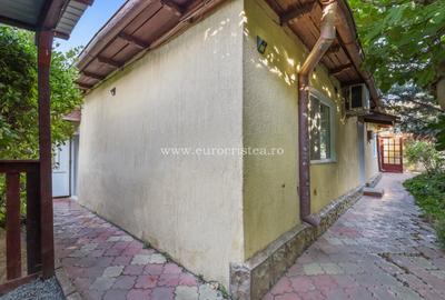 Casă de vânzare în Mangalia, aproape de plajă - 4