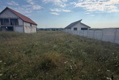 Teren Construcții de 2330 mp, în Filiași