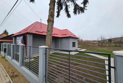 Casă individuală cu 4 camere în Band