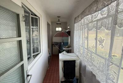Casă de vânzare cu 6 camere in Câmpulung  - zona Sud - 11
