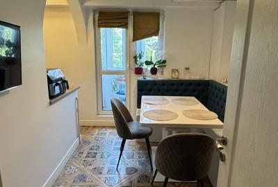 Apartament cu 3 camere decomandat în Calea Călărașilor