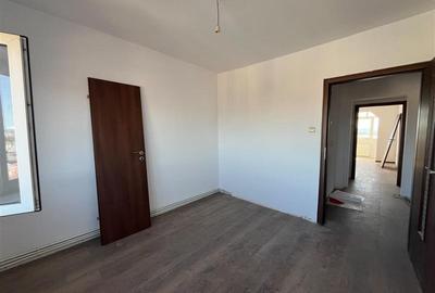 Lugoj, Apartament 3 Cam., 84 Mp., Semidecomandat, et.6, Central Blocul Postei - 38