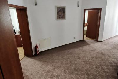 Afacere la cheie! Pensiune complet echipată, 14 camere, în centrul Băilor Olăneș - 8