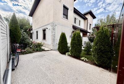 Duplex cu 6 camere în Sud