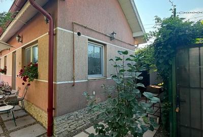 YSAIA IMOBILIARE - CASA DE VANZARE - TEREN 330 MP - ZONA LINISTITA - - 46