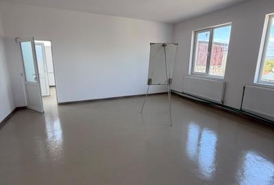 Proprietate industrială de vânzare | 2 hale | Teren 5.300 mp | Ploiești - 9