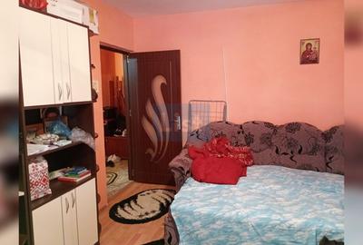 APARTAMENT 2 CAMERE DECOMANTAT ETAJUL 3┃ - 6