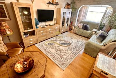 Apartament cu 3 camere decomandat în Nord