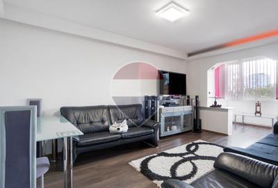 Apartament cu 3 camere decomandat, mobilat în Tractorul