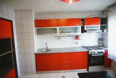 13 Septembrie | Metrou Orizont | Modern | LOC PARCARE | Centrală de bloc | 2 băi - 13