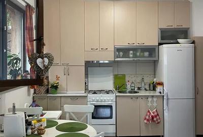 Apartament 2 camere, decomandat, 50 mp, centrala proprie, metrou aproape, 1 Mai - 5