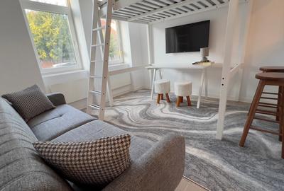 Studio mobilat și utilat | Parcare inclusă | Vedere stradală | Grădină - 5