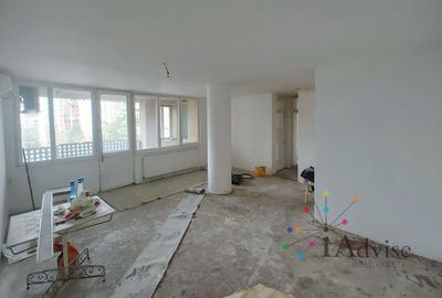 Apartament cu 3 camere decomandat în Griviței