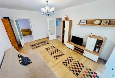 Apartament cu 2 camere semidecomandat, mobilat în Gorjului
