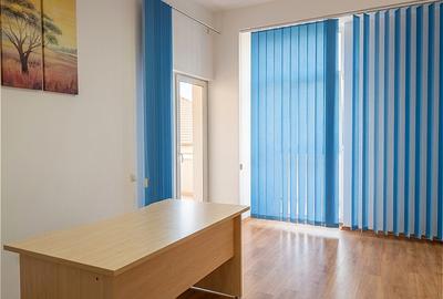 Apartament 148 mp în vilă, 4 camere, 2 parcări, ideal birou - 1