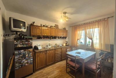 Exclusivitate- camera cu baie intr-un apartament - 2