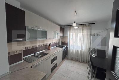 Apartament cu 3 camere decomandat, mobilat în Brazda lui Novac