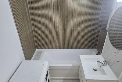 Apartament cu 2 camere decomandat în Eroii Revoluției