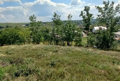 Teren Construcții intravilan de 1410 mp, în Periferie