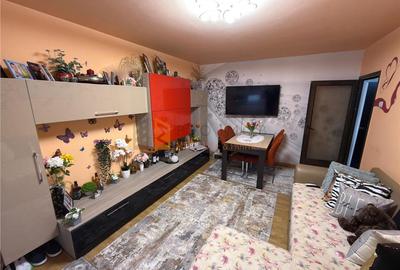 Apartament cu 3 camere decomandat, mobilat în Dorobanți 1