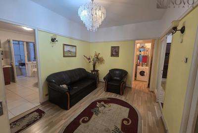 Apartament cu 4 camere decomandat, mobilat în P-ța Rosetti