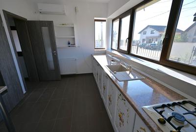 Casă / Vilă cu 4 camere de închiriat în zona Aradului - 15