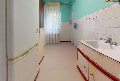 Apartament cu 2 camere decomandat în Astra