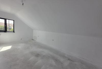 Exclusivitate! Vila P+M înaltă, 7 camere, teren 458mp, Valu lui Traian! - 12