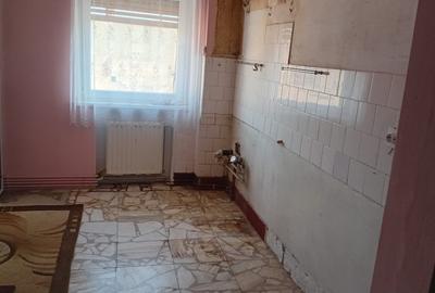 Vand apartament 2 camere Piata Mihai Viteazul - 8